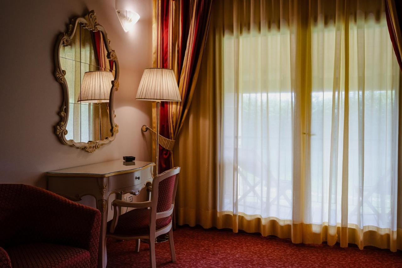 Hotel Canova Sport & Relax Granigo Екстериор снимка