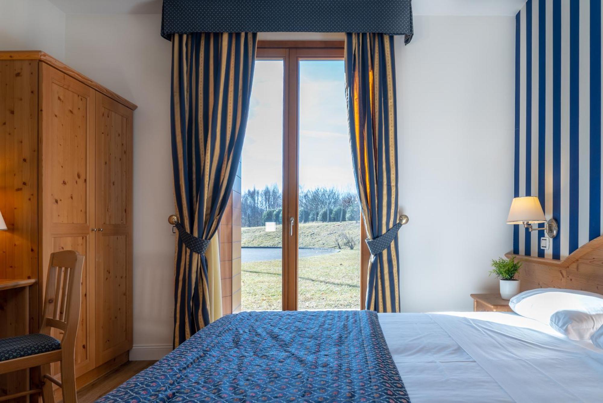 Hotel Canova Sport & Relax Granigo Екстериор снимка