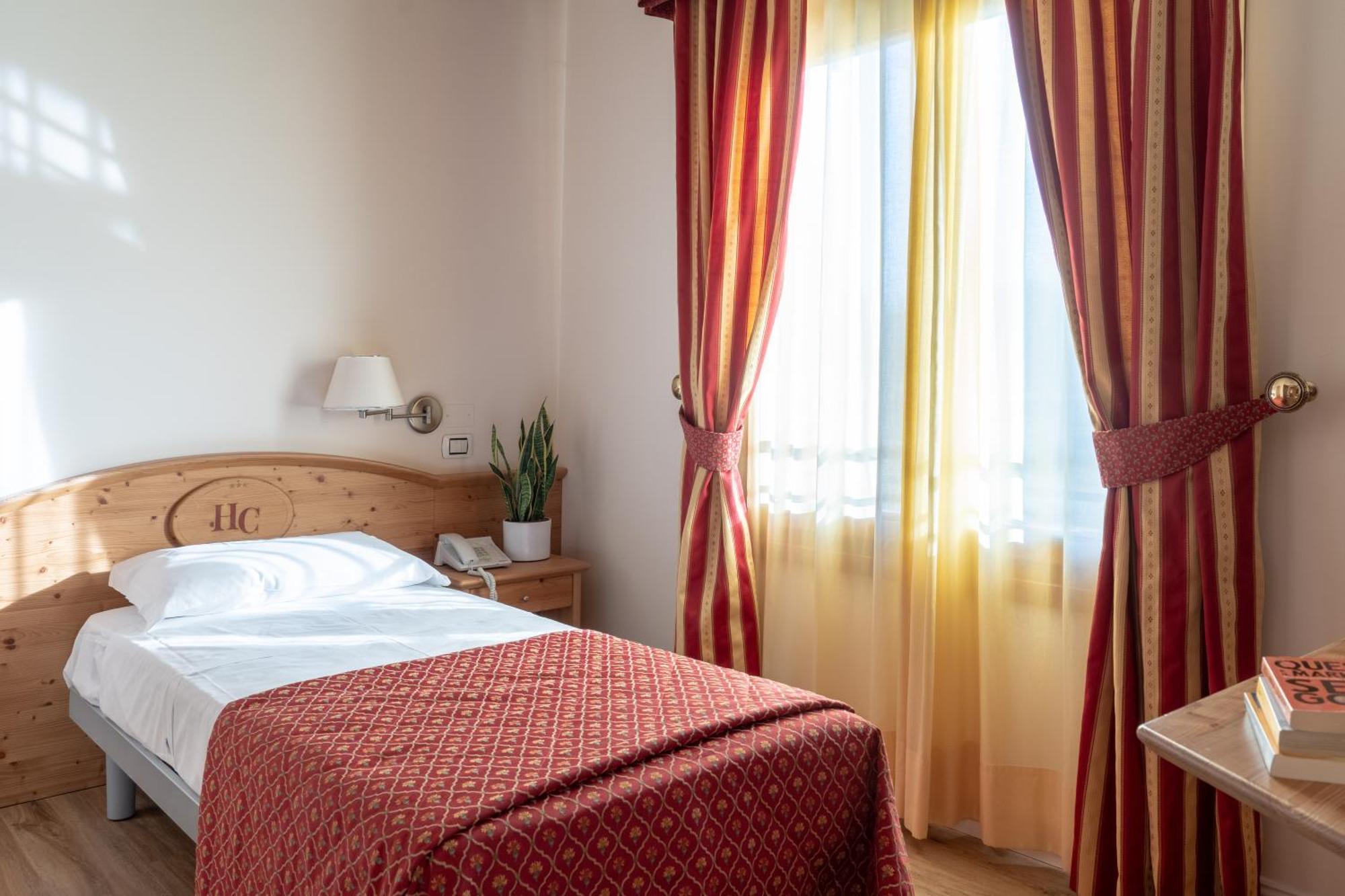 Hotel Canova Sport & Relax Granigo Екстериор снимка