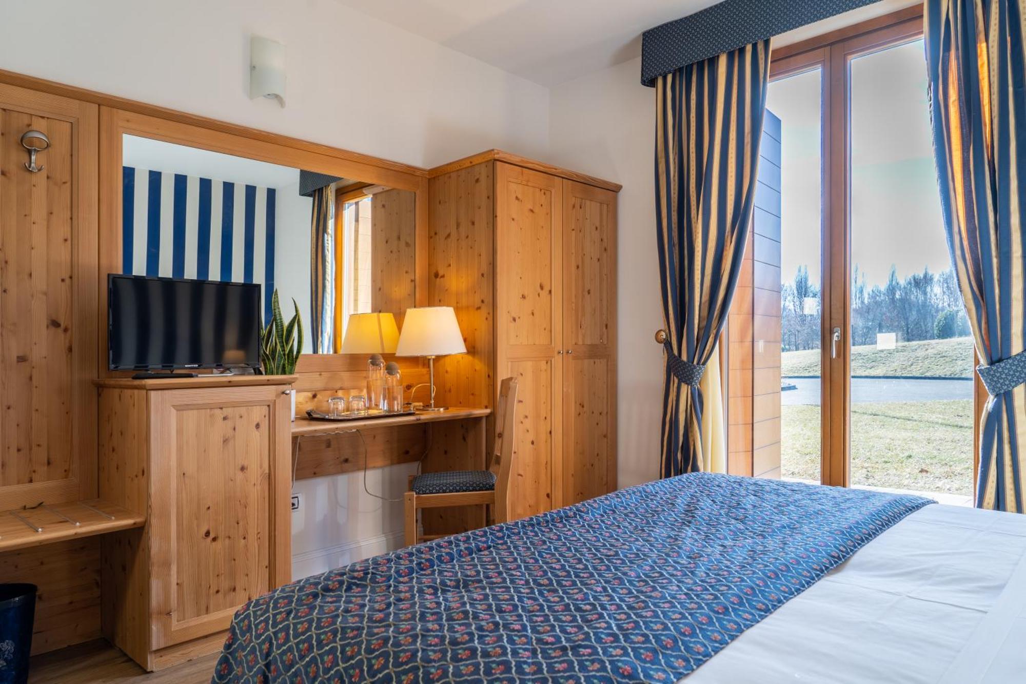 Hotel Canova Sport & Relax Granigo Екстериор снимка