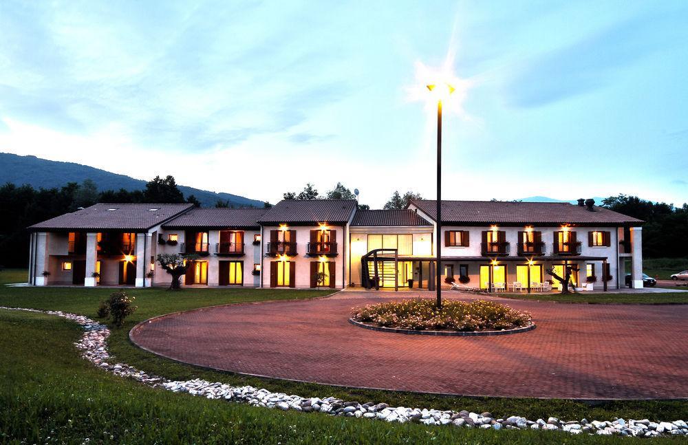Hotel Canova Sport & Relax Granigo Екстериор снимка