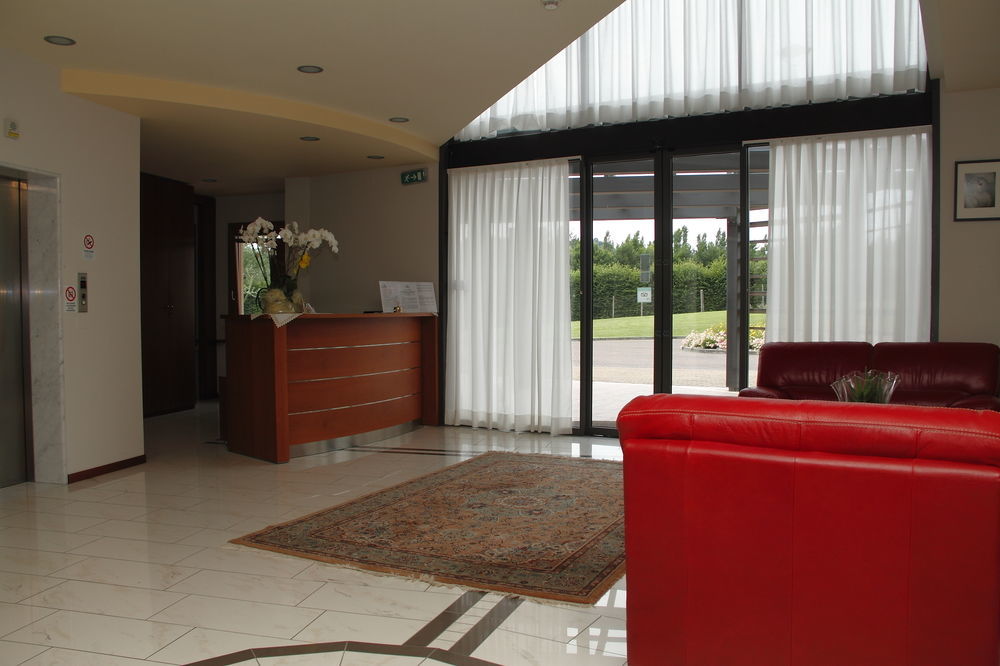 Hotel Canova Sport & Relax Granigo Екстериор снимка